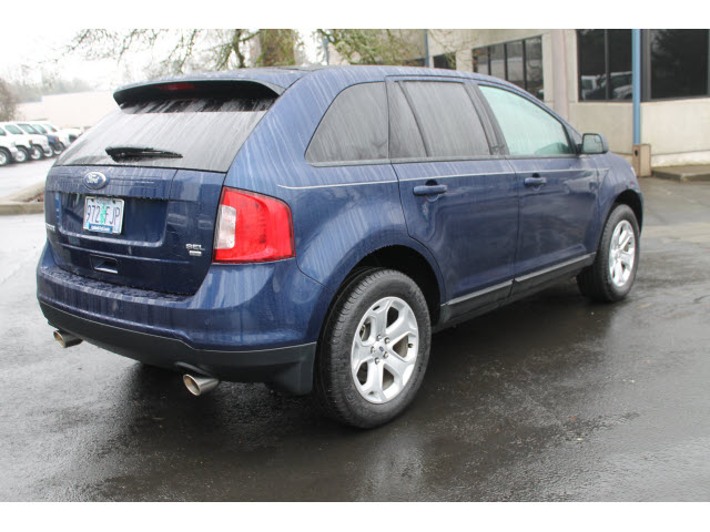 Ford Edge 2012 photo 2