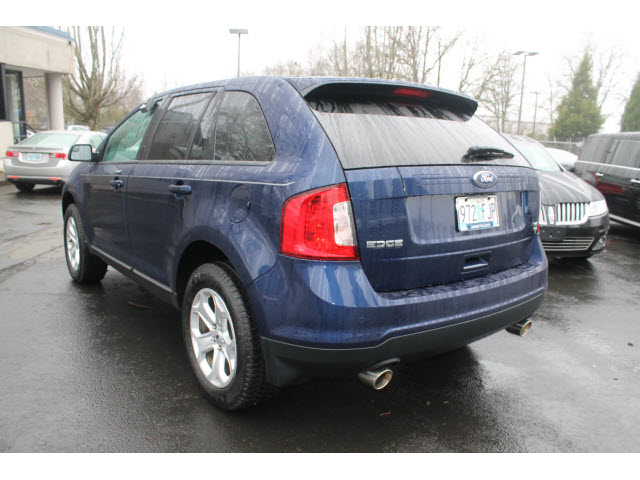 Ford Edge 2012 photo 3