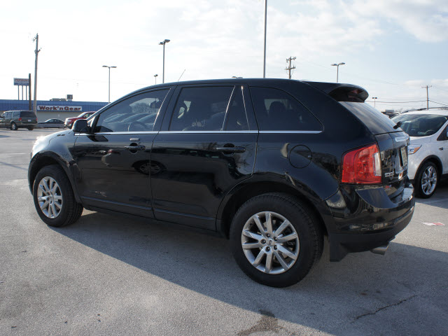 Ford Edge 2012 photo 2