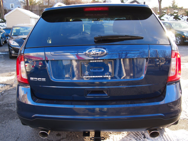 Ford Edge 2012 photo 2