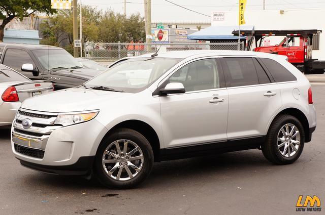 Ford Edge SLT 25 SUV