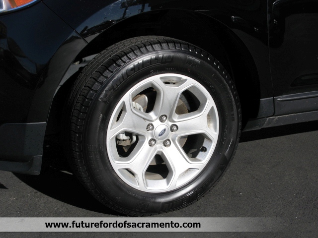 Ford Edge 2012 photo 3