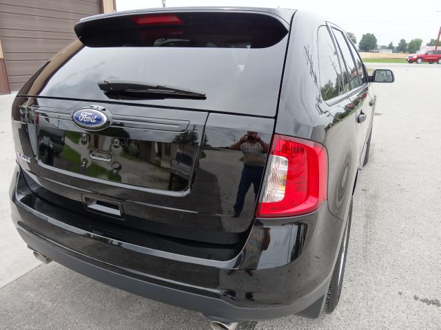 Ford Edge 2012 photo 4