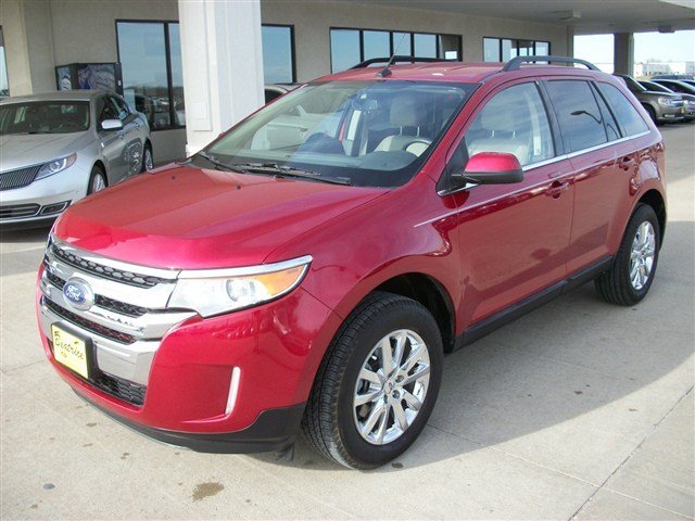 Ford Edge 2012 photo 2