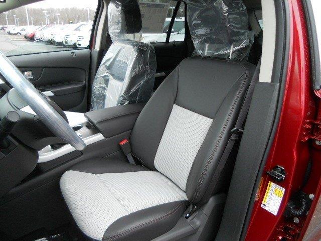 Ford Edge 2013 photo 1