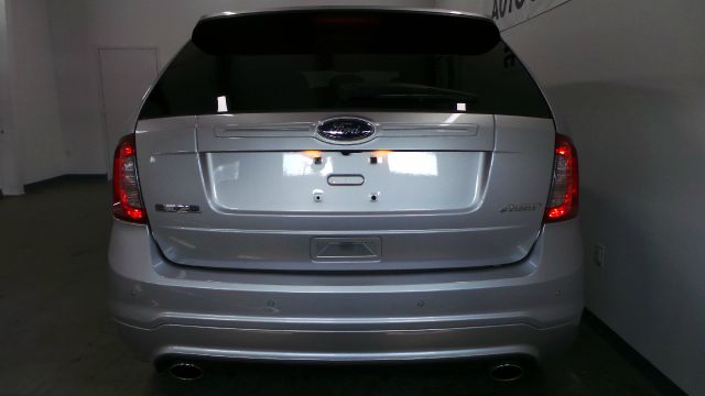 Ford Edge 2013 photo 1