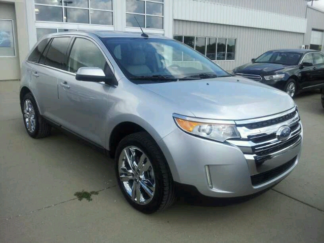 Ford Edge 2013 photo 2