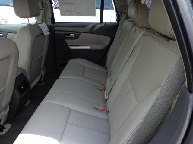 Ford Edge 5XT SUV