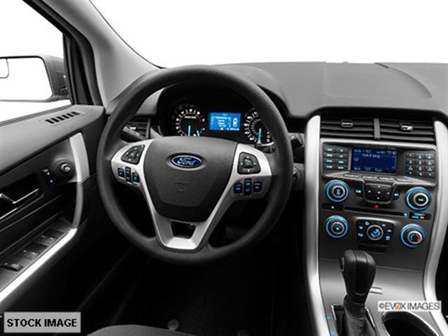 Ford Edge 2013 photo 2