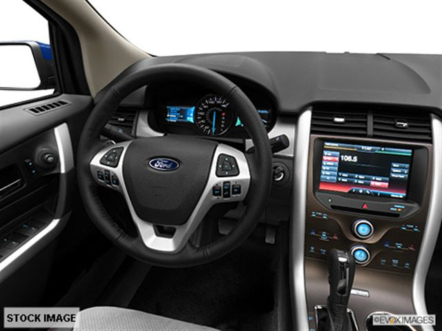 Ford Edge 2013 photo 2
