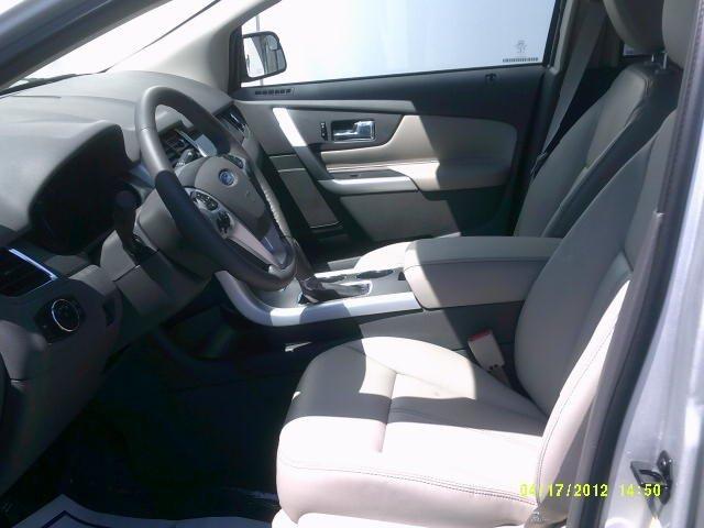 Ford Edge 2013 photo 2