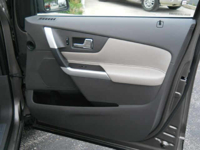 Ford Edge 2013 photo 8