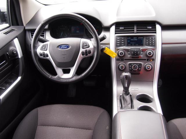 Ford Edge 2013 photo 9