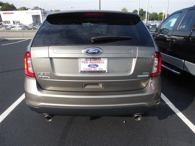 Ford Edge 2013 photo 1