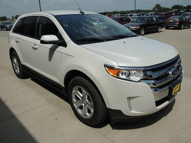 Ford Edge 2013 photo 1