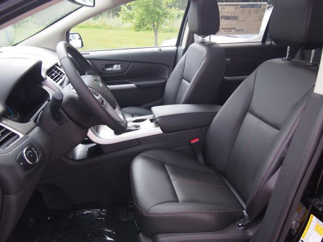 Ford Edge 2013 photo 1