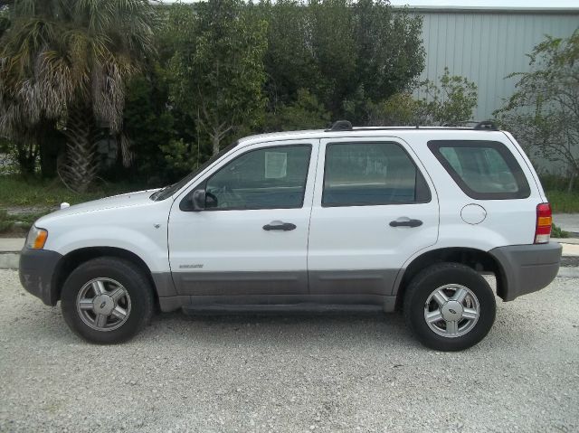 Ford Escape 2001 photo 2