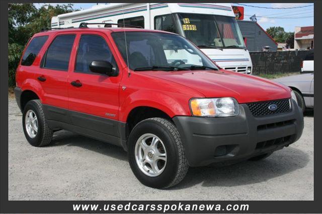 Ford Escape 2001 photo 2