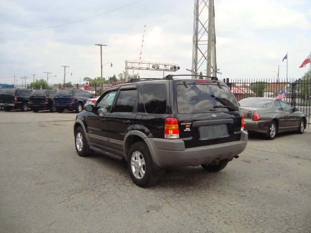 Ford Escape 2001 photo 16