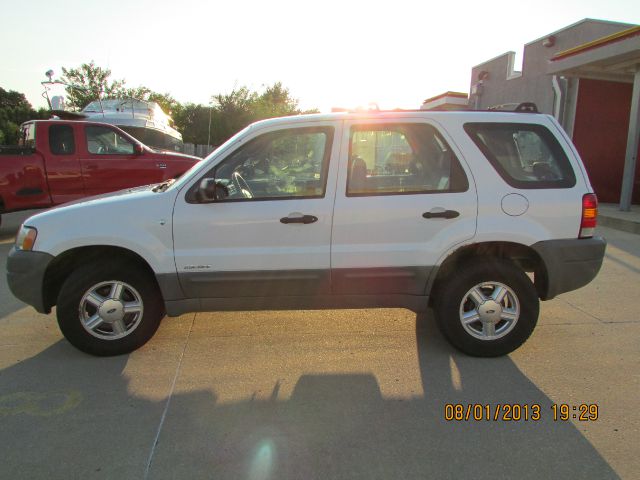 Ford Escape 2001 photo 2