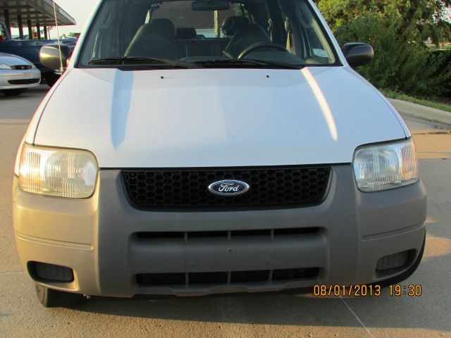 Ford Escape 2001 photo 4