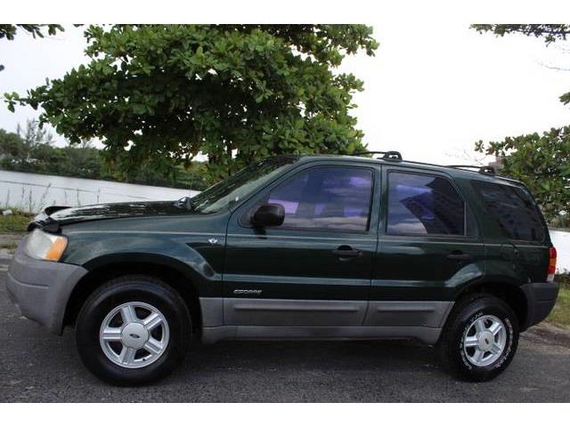 Ford Escape 2001 photo 2