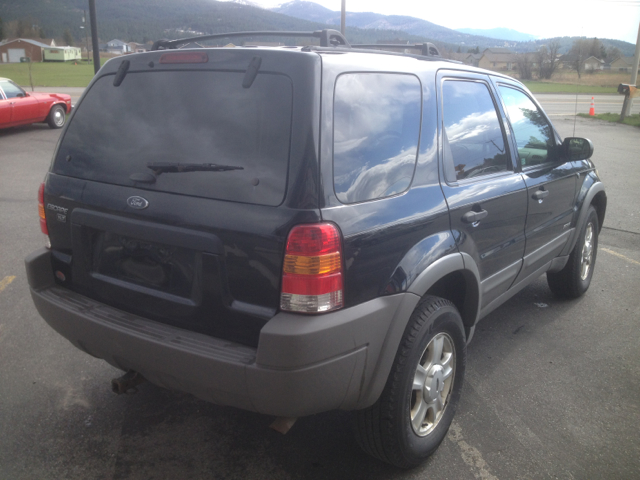 Ford Escape 2001 photo 2