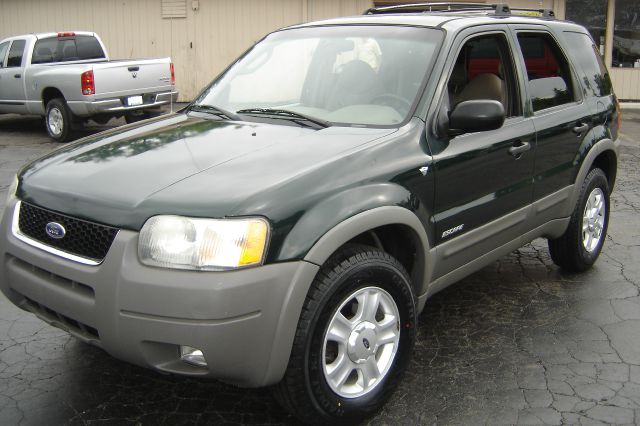 Ford Escape 2001 photo 2