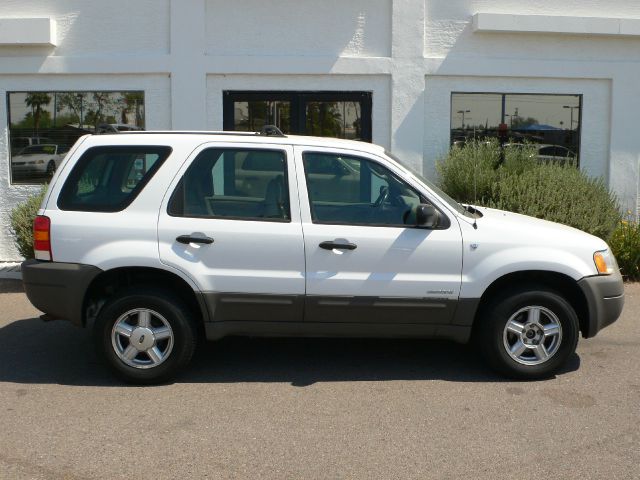 Ford Escape 2001 photo 1