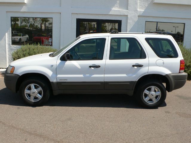 Ford Escape 2001 photo 3