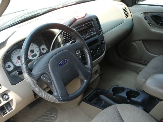 Ford Escape 2001 photo 4