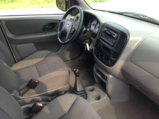 Ford Escape 2001 photo 4