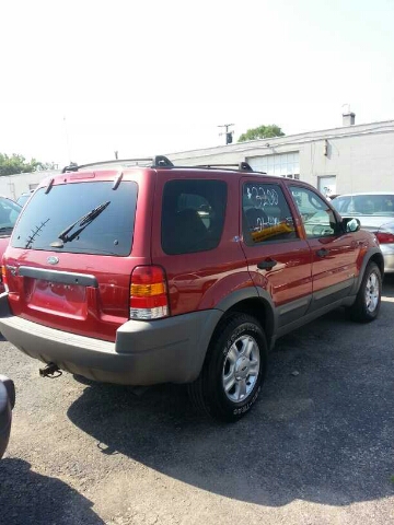 Ford Escape 2001 photo 2