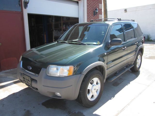 Ford Escape 2001 photo 2