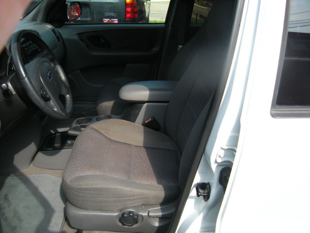 Ford Escape SL 4x4 Regular Cab SUV