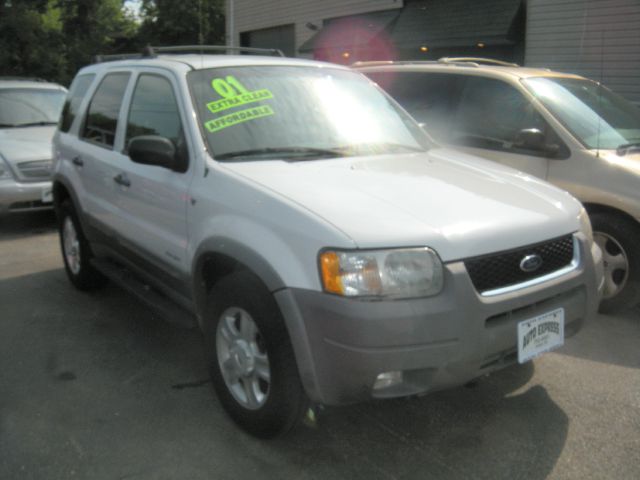 Ford Escape 2001 photo 1