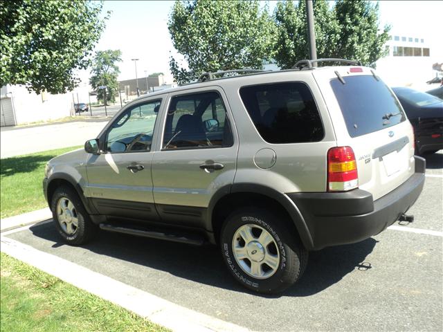 Ford Escape 2001 photo 2