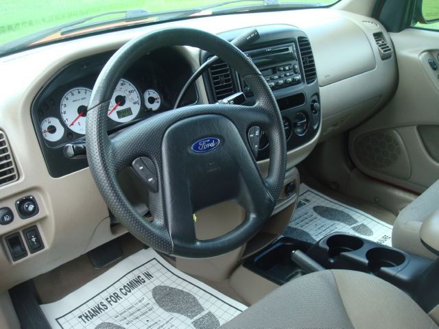 Ford Escape 2001 photo 2