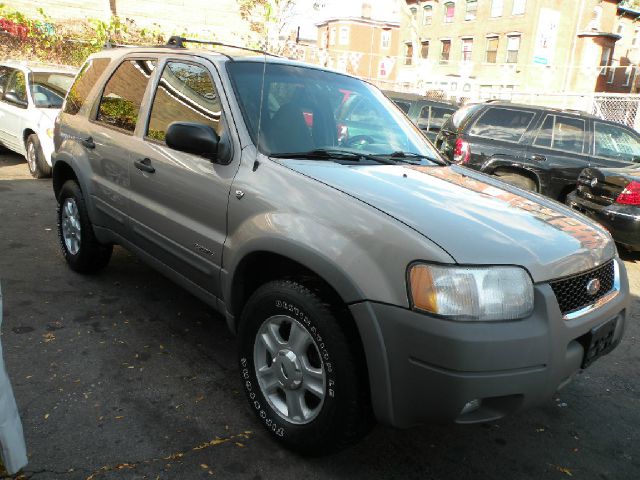 Ford Escape 2001 photo 1