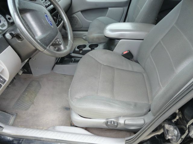 Ford Escape 2001 photo 0