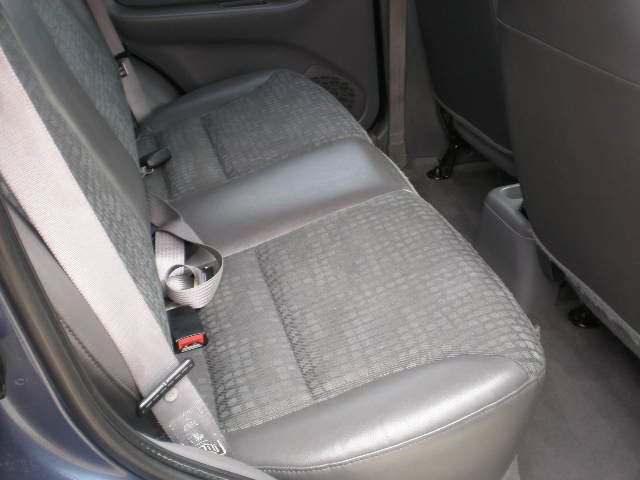 Ford Escape 2001 photo 16