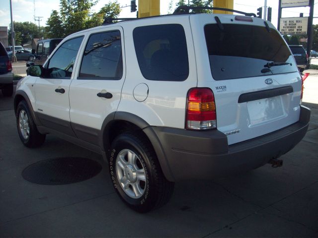 Ford Escape 2001 photo 4