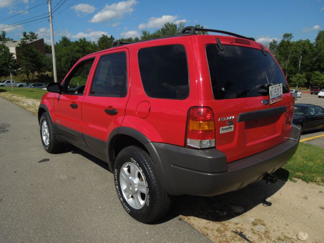 Ford Escape 2001 photo 2