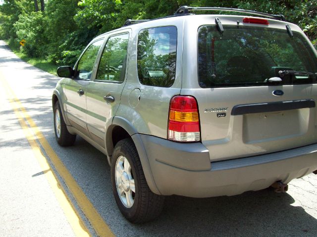 Ford Escape 2001 photo 2