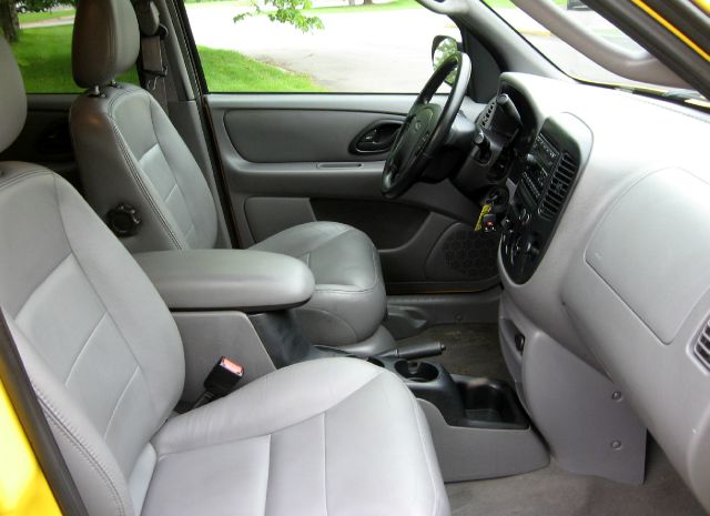 Ford Escape 2002 photo 4