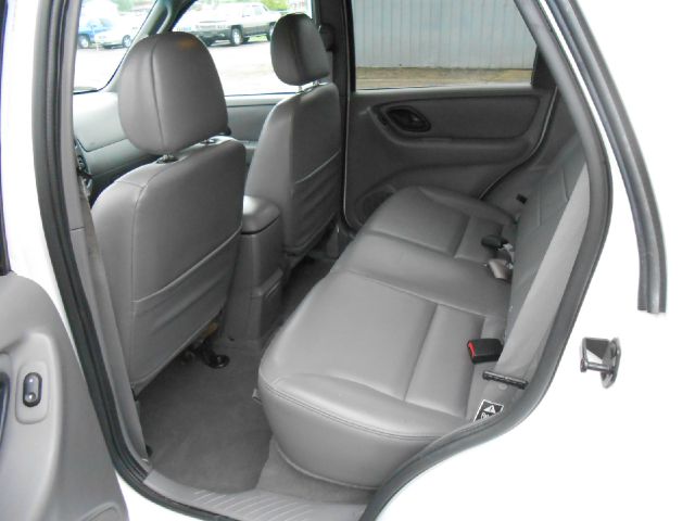 Ford Escape 2002 photo 4