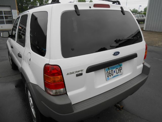 Ford Escape 2002 photo 8