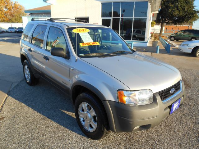 Ford Escape 2002 photo 1