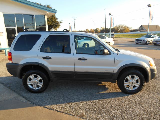 Ford Escape 2002 photo 3