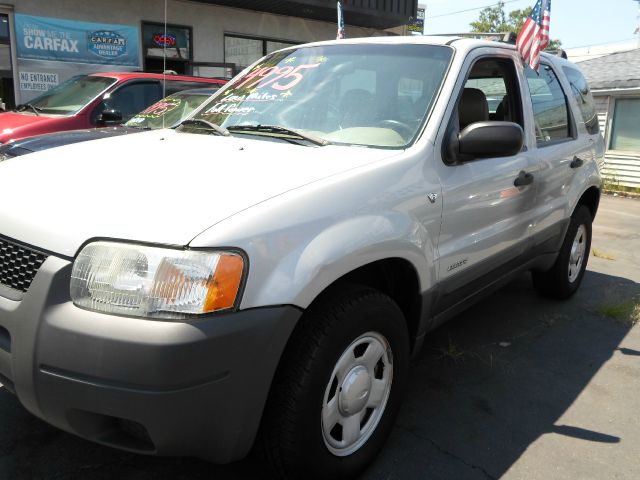 Ford Escape 2002 photo 1